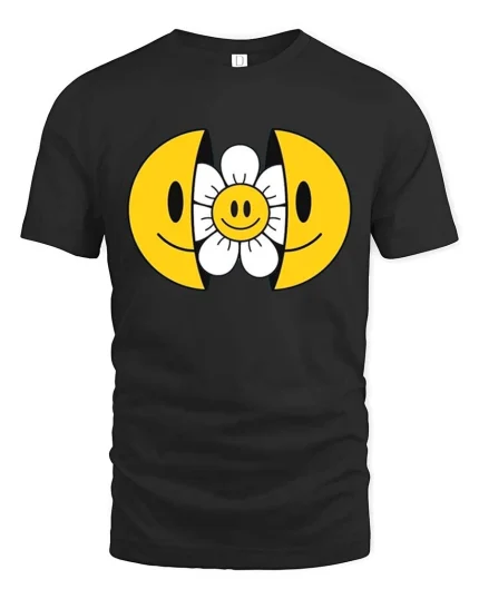Smiley Daisy Graphic T-Shirt Cute Retro Happy Face Tee - black t-shirt on white background